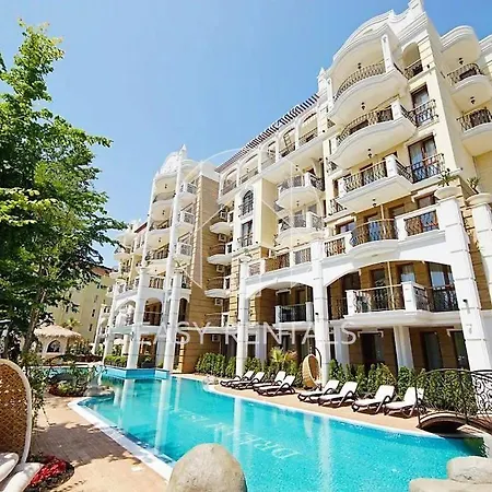 луксозен апартамент с 2 спални в Harmony Suites 11 Apartament *